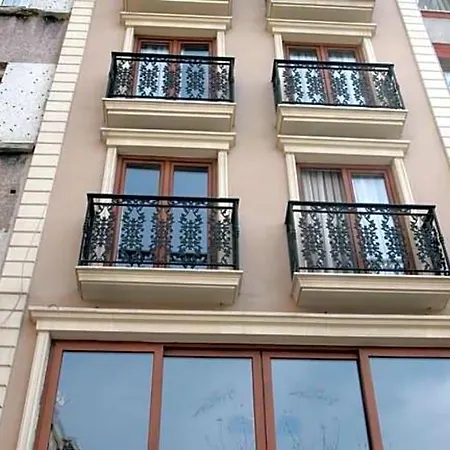 Melita Hotel 3*