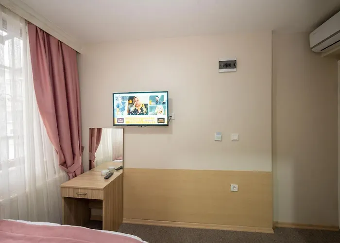 メルタ ホテル 3*